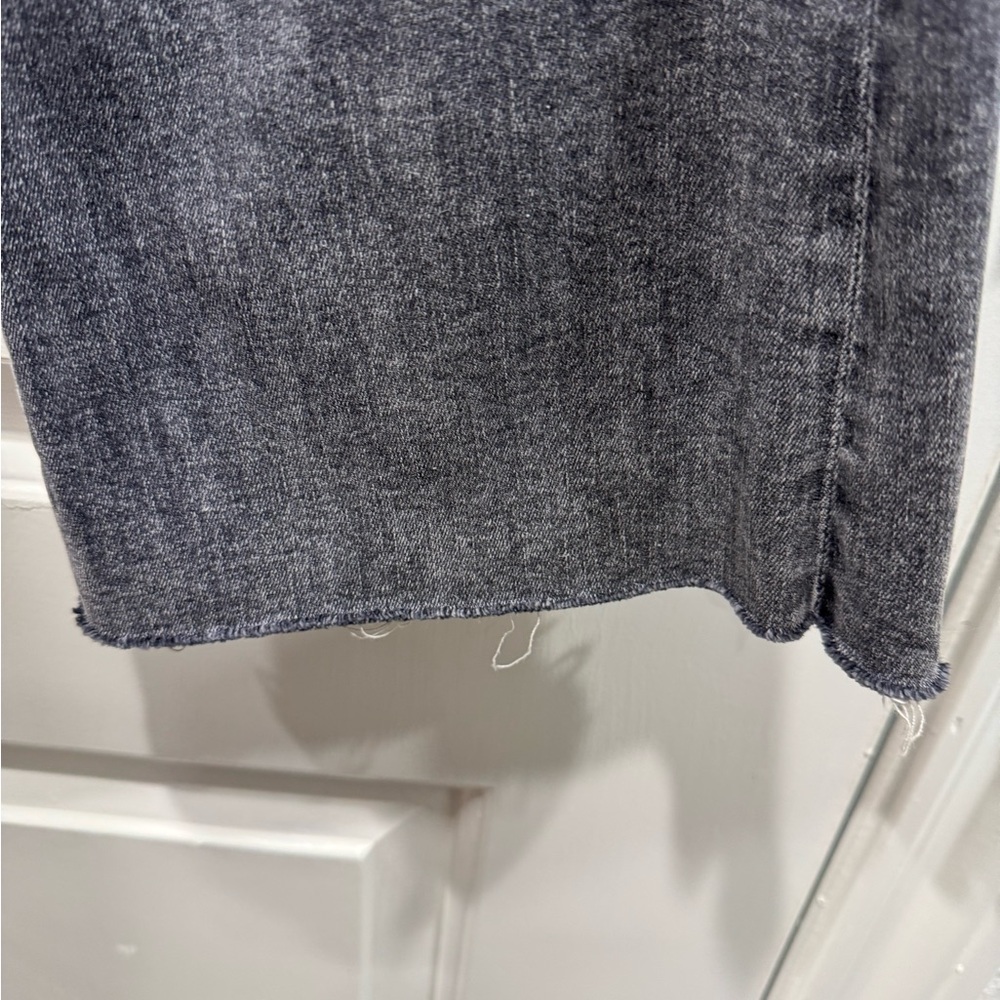 Mother the weekender Women's Gray/black Jeans sz 26 - Picture 6 of 9
